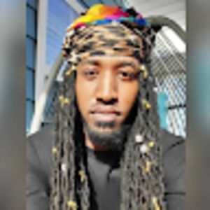 Meet your Posher, Roberto